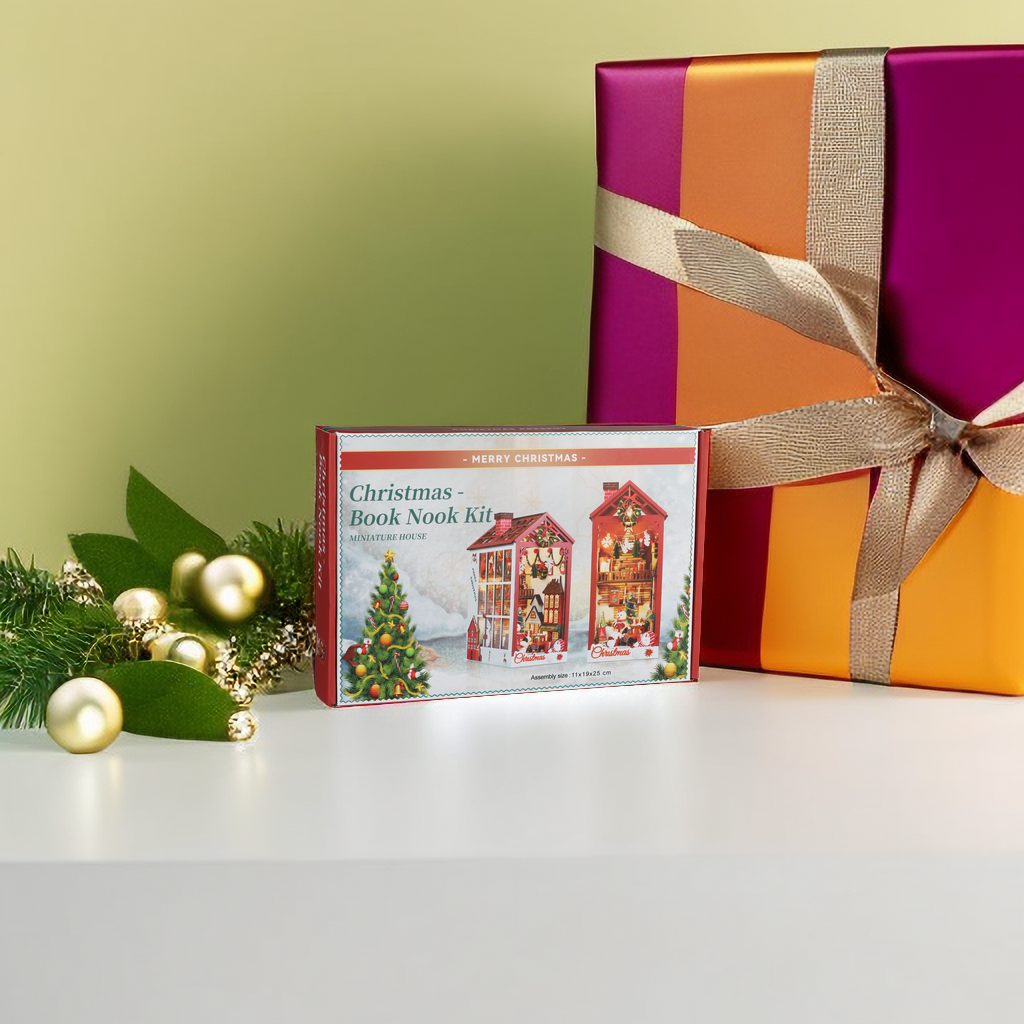 Rokrgeek Christmas Cottage Nook Book