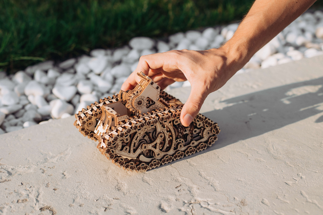 Puzzle 3D en bois Rokrgeek Mark 1 Steam Tank