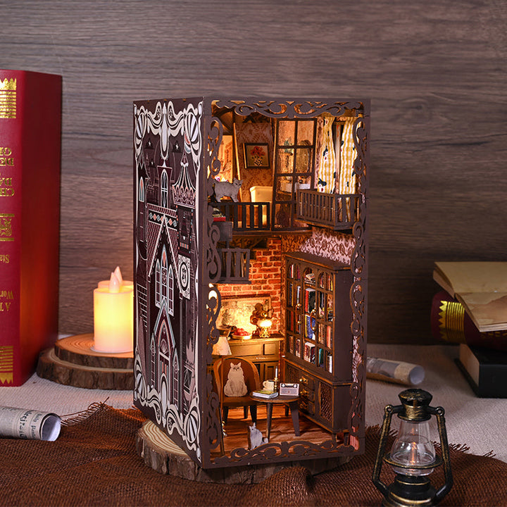 Rokrgeek Secret Castle Book Nook