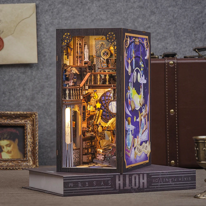 Rokrgeek Nebula Rest Room DIY Book Nook