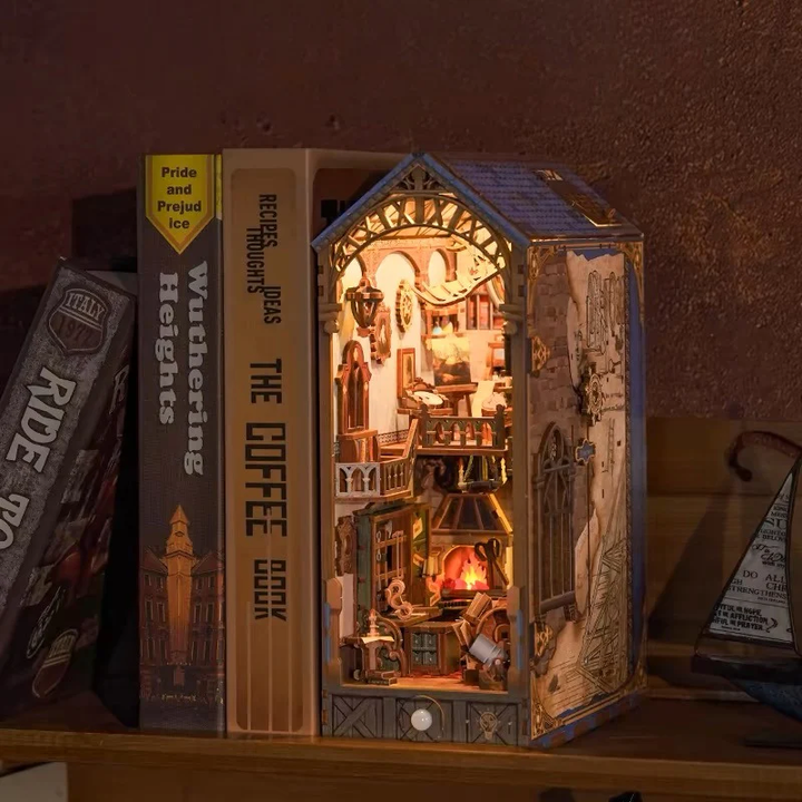 Leonardo da Vinci DIY Book Book kit