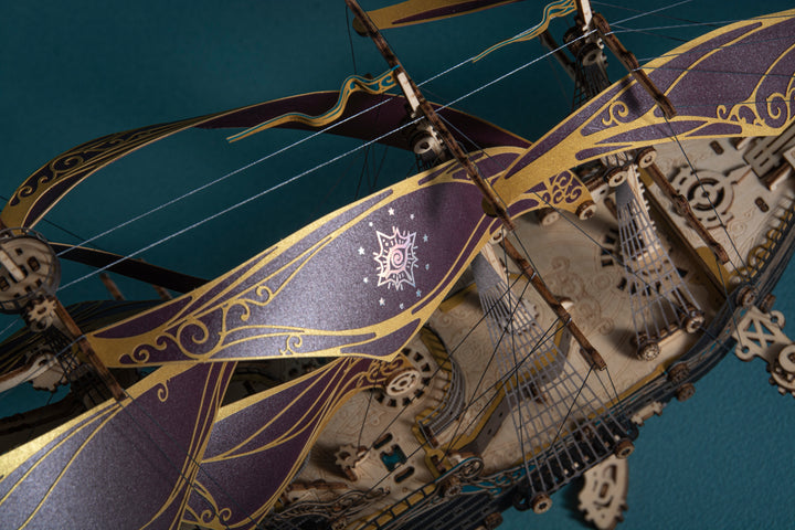 Rokrgeek Future Piratenschiff 3D-Holzmodell