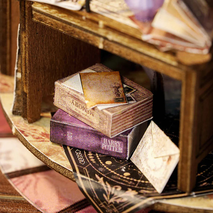 Rokrgeek Magic House DIY Miniature House