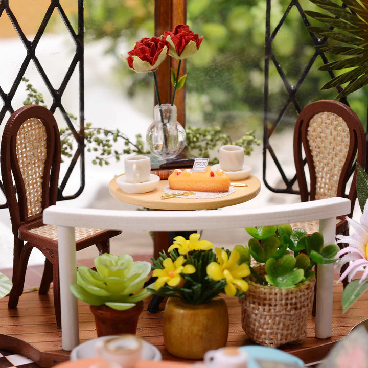 Alice's Garden Cafe Kit de maison de poupée miniature