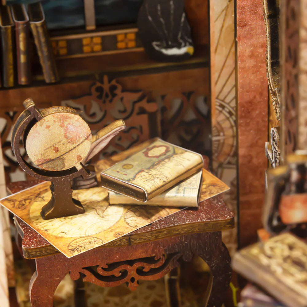 Rokrgeek Sailing Memory DIY Book Nook