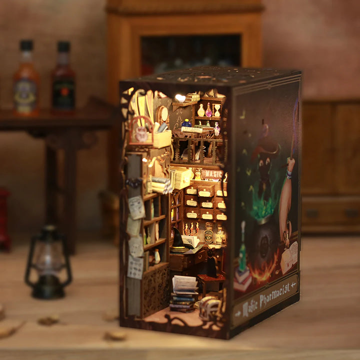 rokrgeek Magie Pharmacien DIY BOOK NOOK