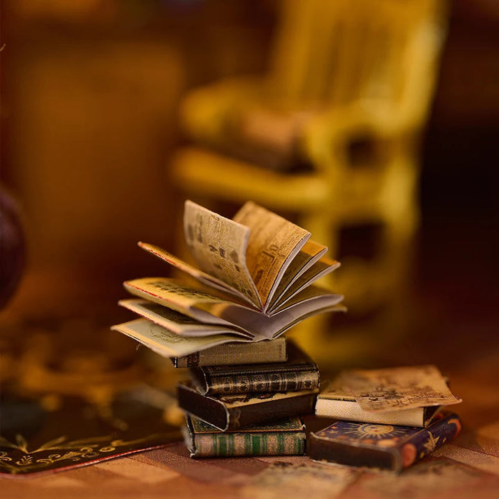 Rokrgeek Magic Merchant’s Traveling Wagon Miniature House