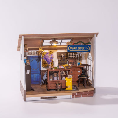Kiki's Magic Emporium DIY Miniature House