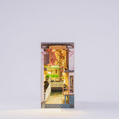 Sakura Densya Book Nook 3D-Holzpuzzle